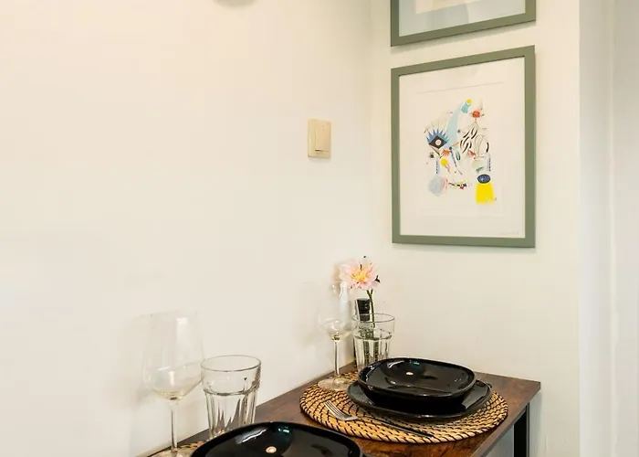 Business And Pleasure With Air Condition